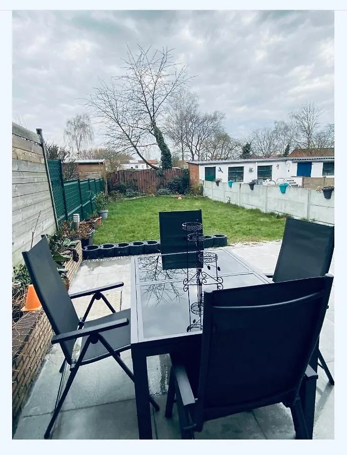 Budget Stay For Max 2Ppl 0*, Antwerpen Belgium